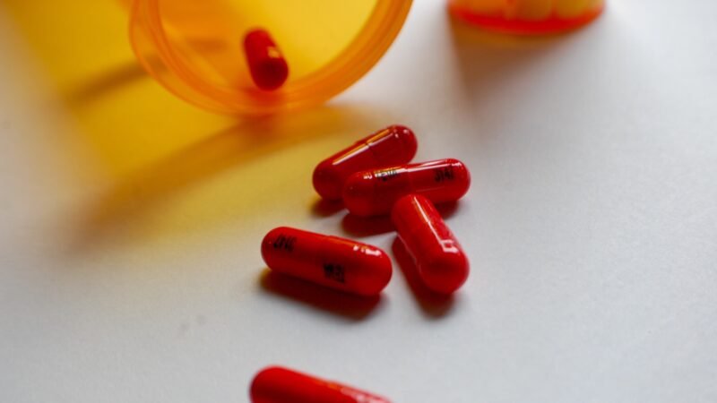Coleta de medicamento vencido em consultório: o procedimento especial para psicotrópicos e antibióticos