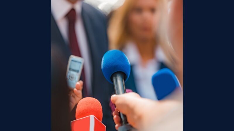 Comunicação de crise PGRSS — porta-voz, mídia