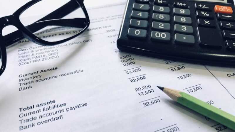 Estoque mínimo de recipientes RSS: quanto comprar