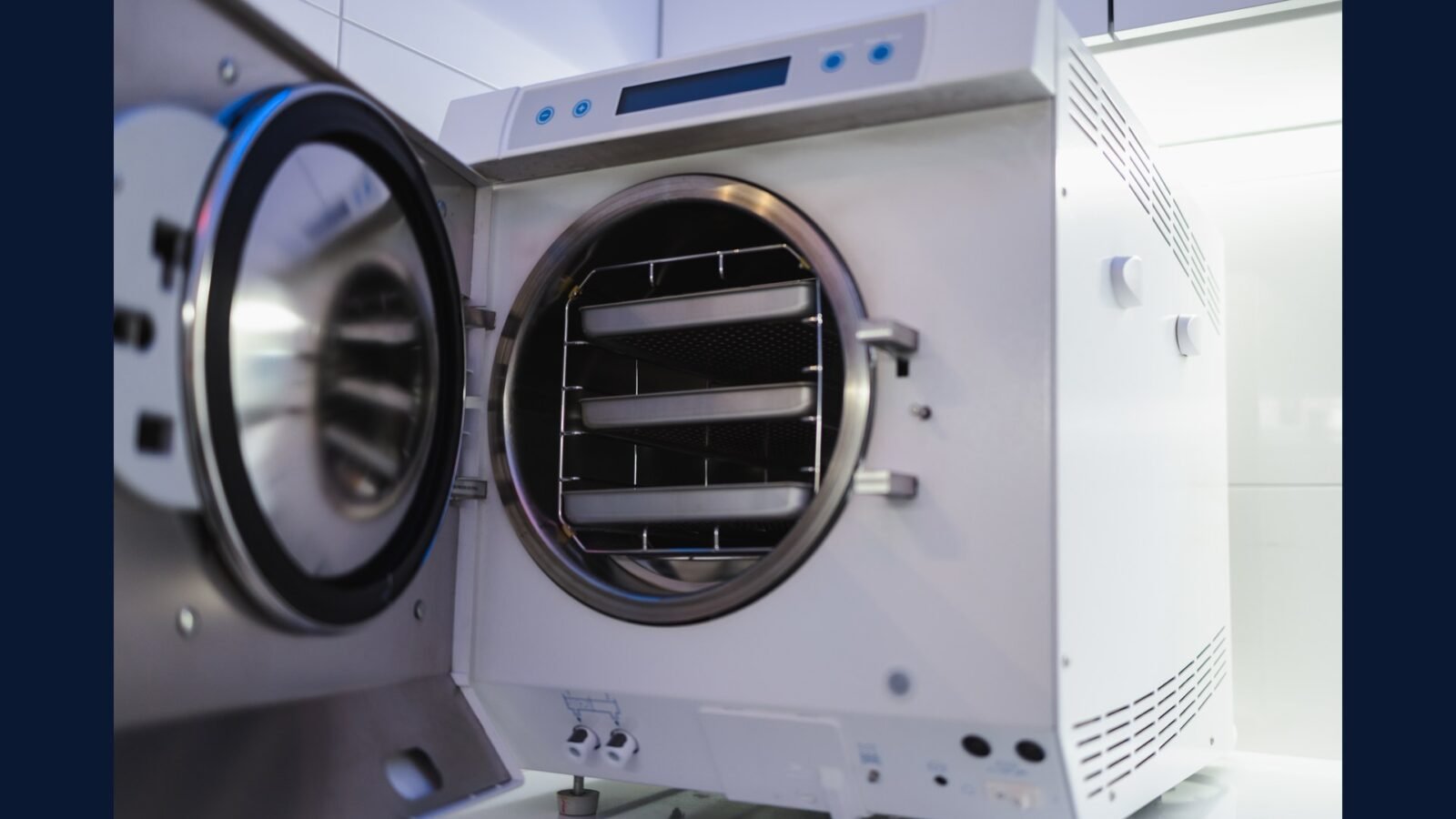 Mito: Autoclave Própria Dispensa a Coleta Licenciada