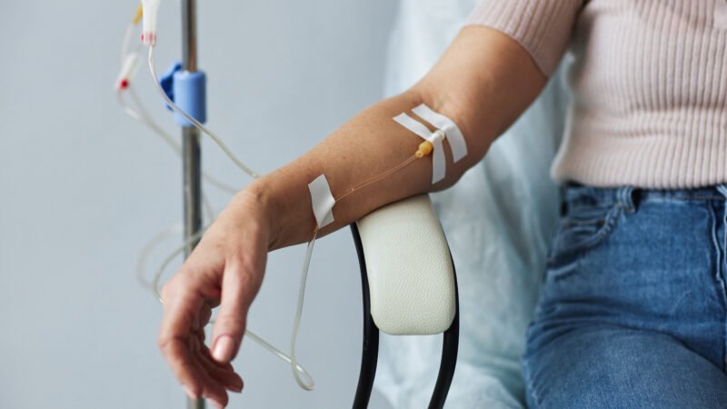 Nutrologia com procedimento: descarte de sondas, soro e nutrição parenteral
